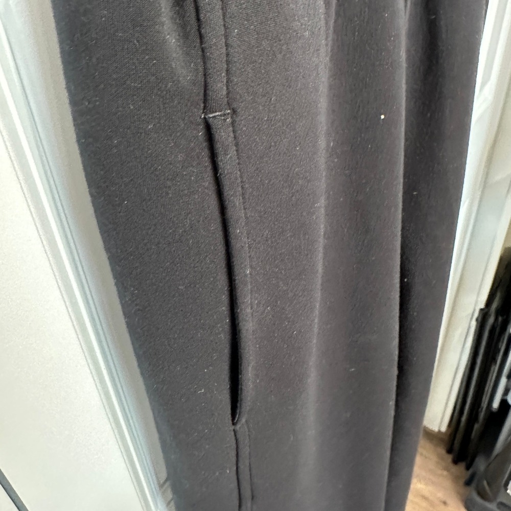Spanx AirEssentials Jumpsuit Womens Medium Black Cap Sleeve Wide Leg Cropped - Picture 5 of 6